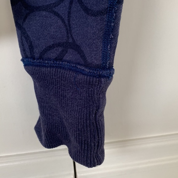 Lululemon Women’s Scuba Hoodie. size 6 - Picture 5 of 7